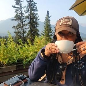 Meet your Posher, Jasmine